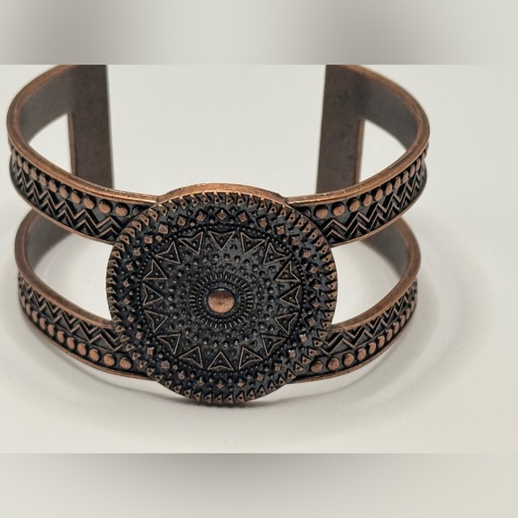 Copper Cuff Bracelet Inspired By Native American Aztec Design. Detailed - Picture 2 of 3